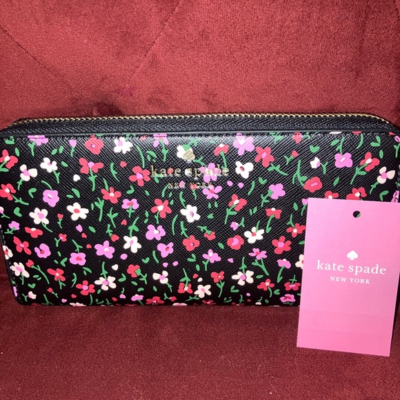 kate spade Handbags - Kate Spade NWT Splendid Ditsy black leather floral zip around wallet $229 Retail